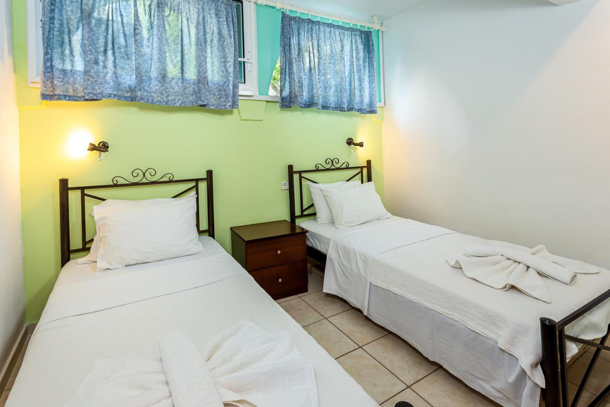 Hotel Melissa Gold Coast à Psakoudia Extérieur photo