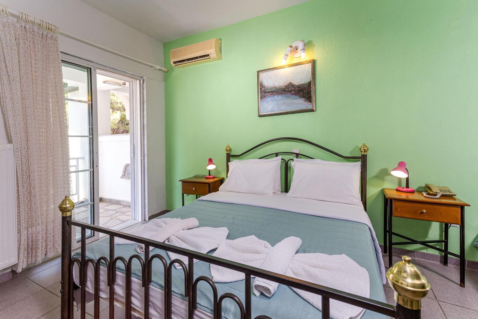 Hotel Melissa Gold Coast à Psakoudia Extérieur photo