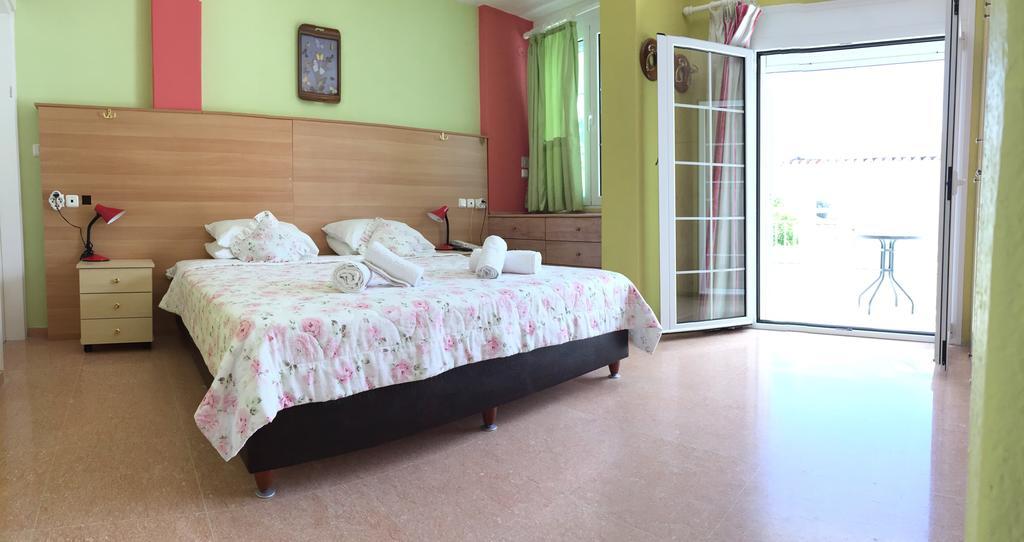 Hotel Melissa Gold Coast à Psakoudia Extérieur photo